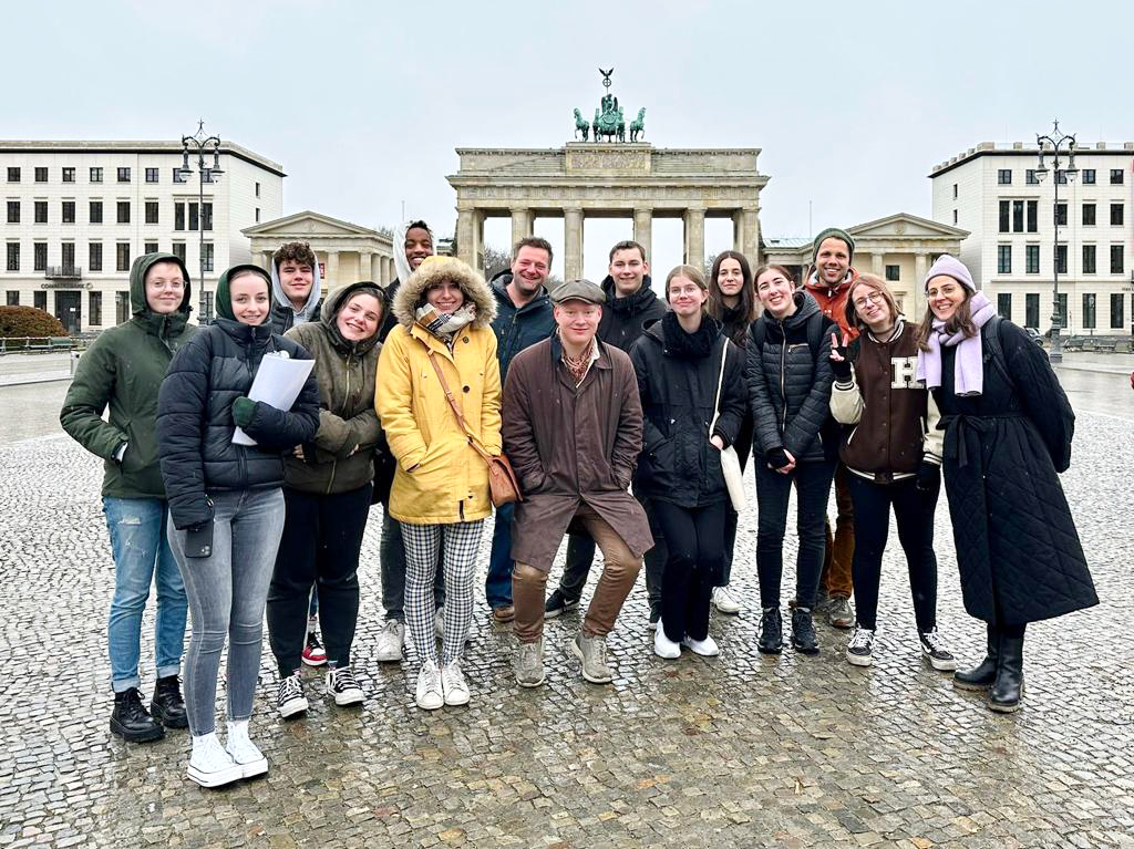 Annemarie gives a group of students and teachers from the Netherlands a tour of Berlin